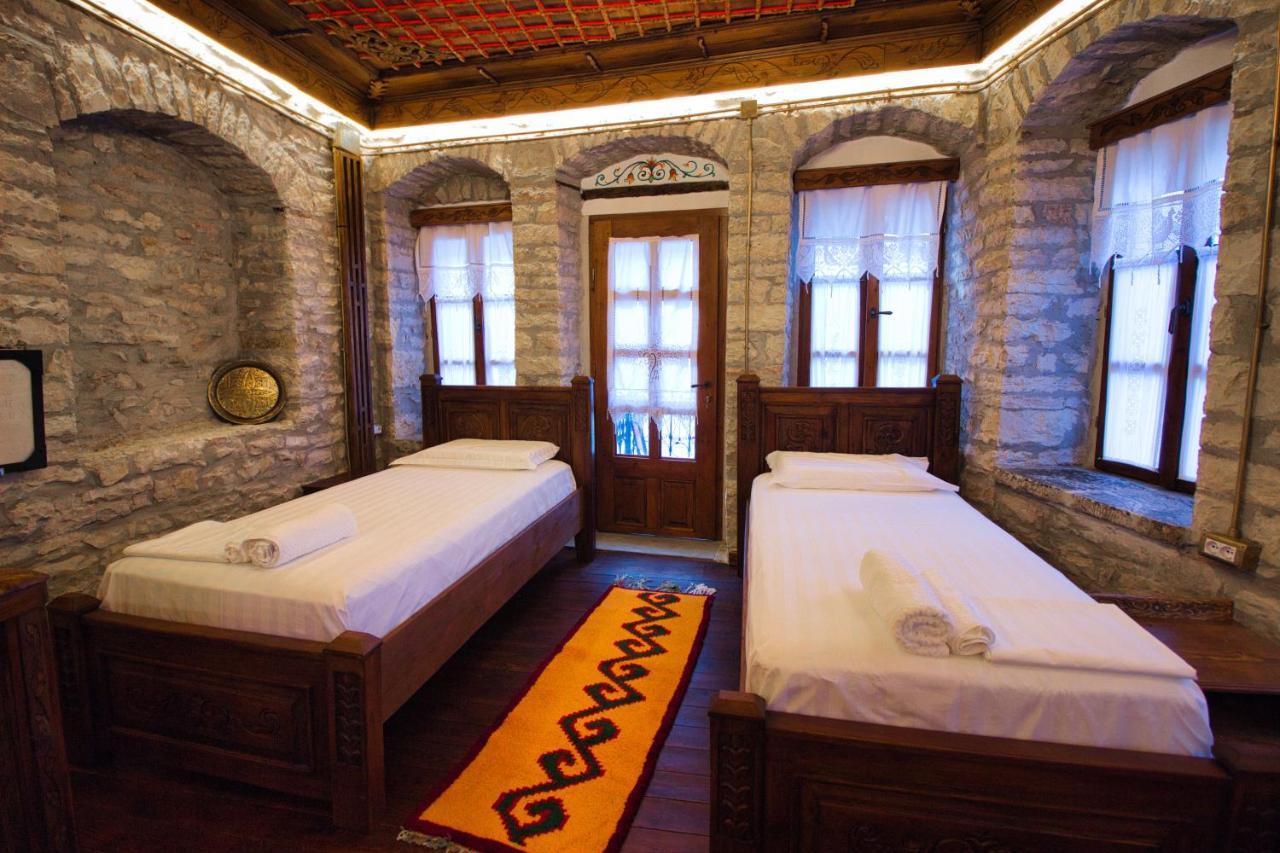 Gjirokastër Duplex Apartment Kandile מראה חיצוני תמונה