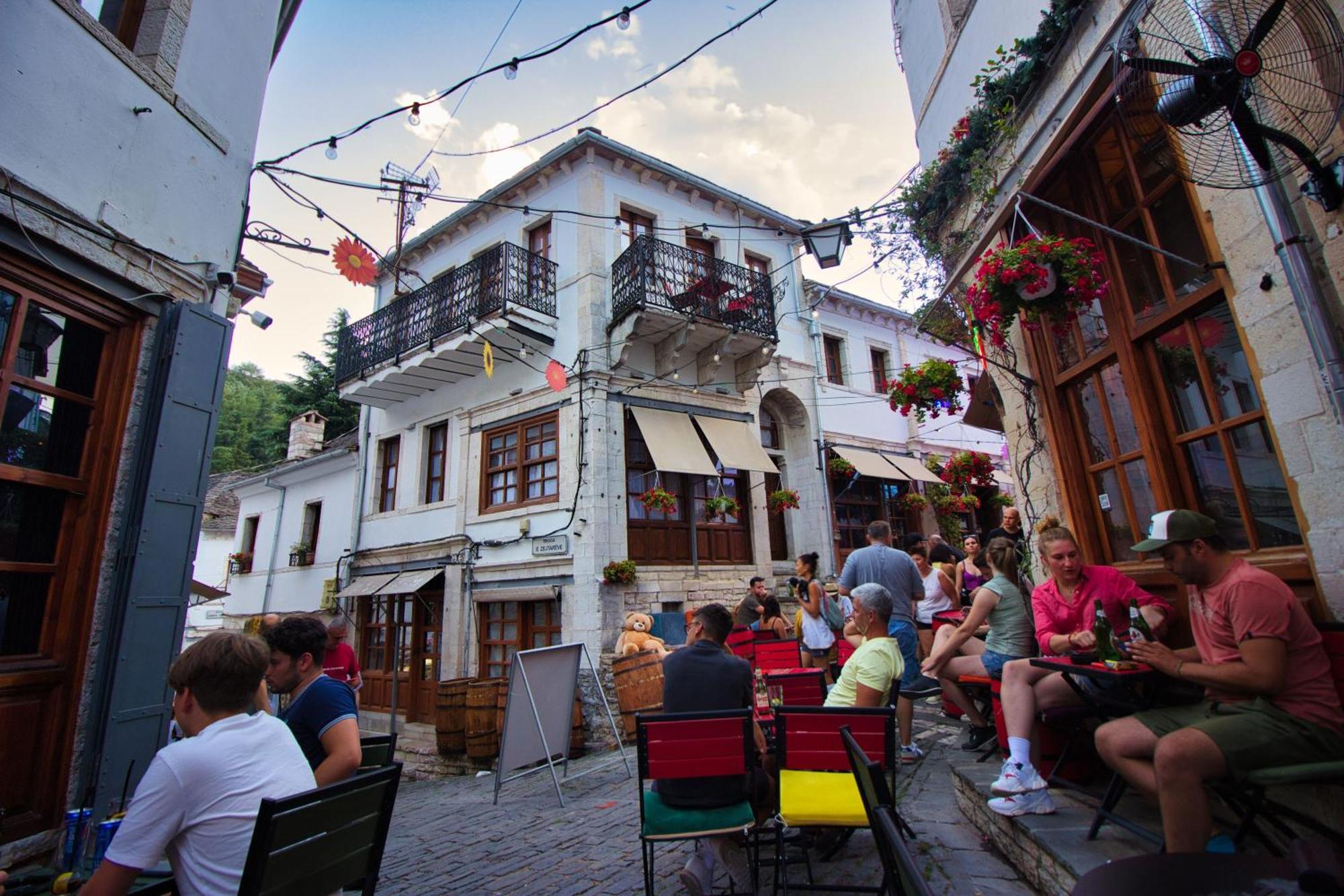 Gjirokastër Duplex Apartment Kandile מראה חיצוני תמונה